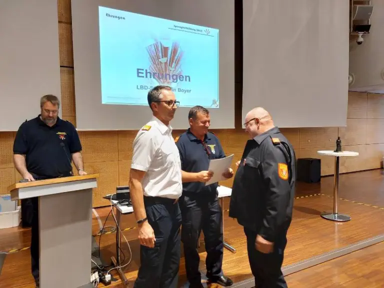 Sprengdienstverdienstzeichen in Gold