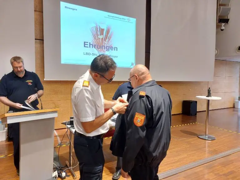 Sprengdienstverdienstzeichen in Gold