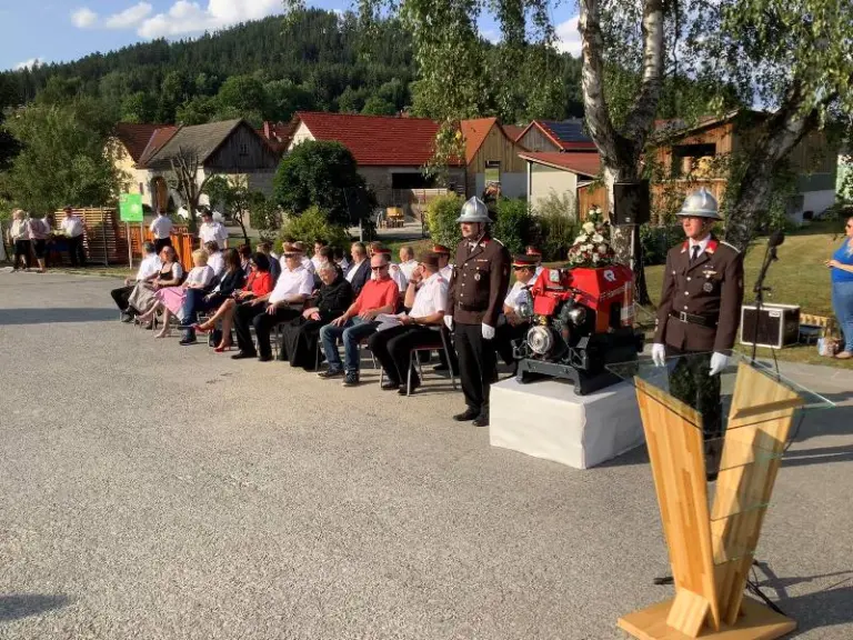 Feuerwehrfest 2023 mit Segnung der neuen Tragkraftspritze Fox 4