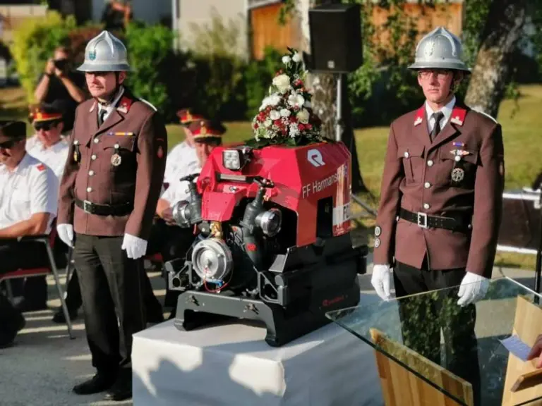 Feuerwehrfest 2023 mit Segnung der neuen Tragkraftspritze Fox 4