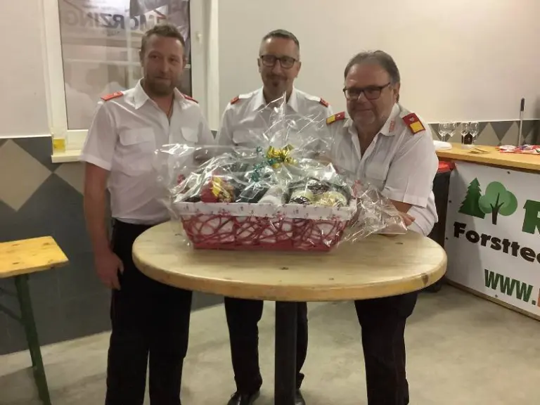 Feuerwehrfest 2023 mit Segnung der neuen Tragkraftspritze Fox 4