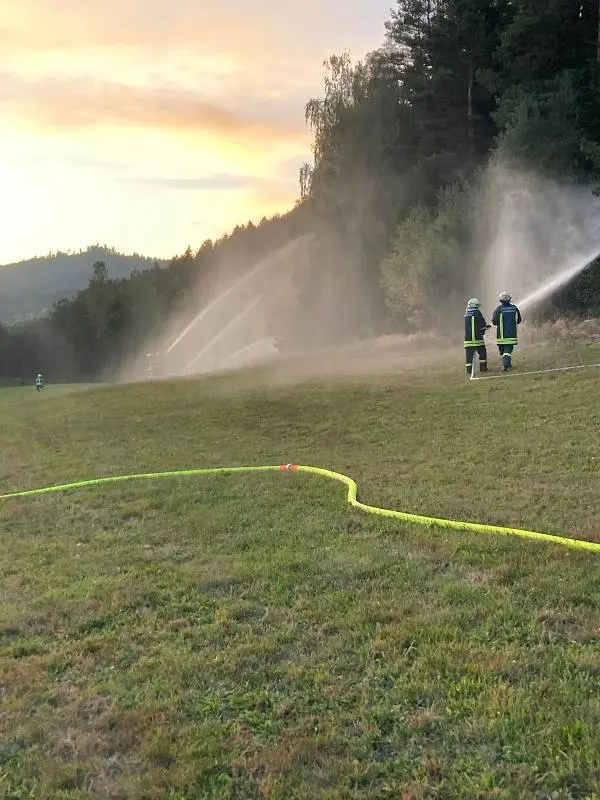 Maschinistenschulung und Waldbrandübung